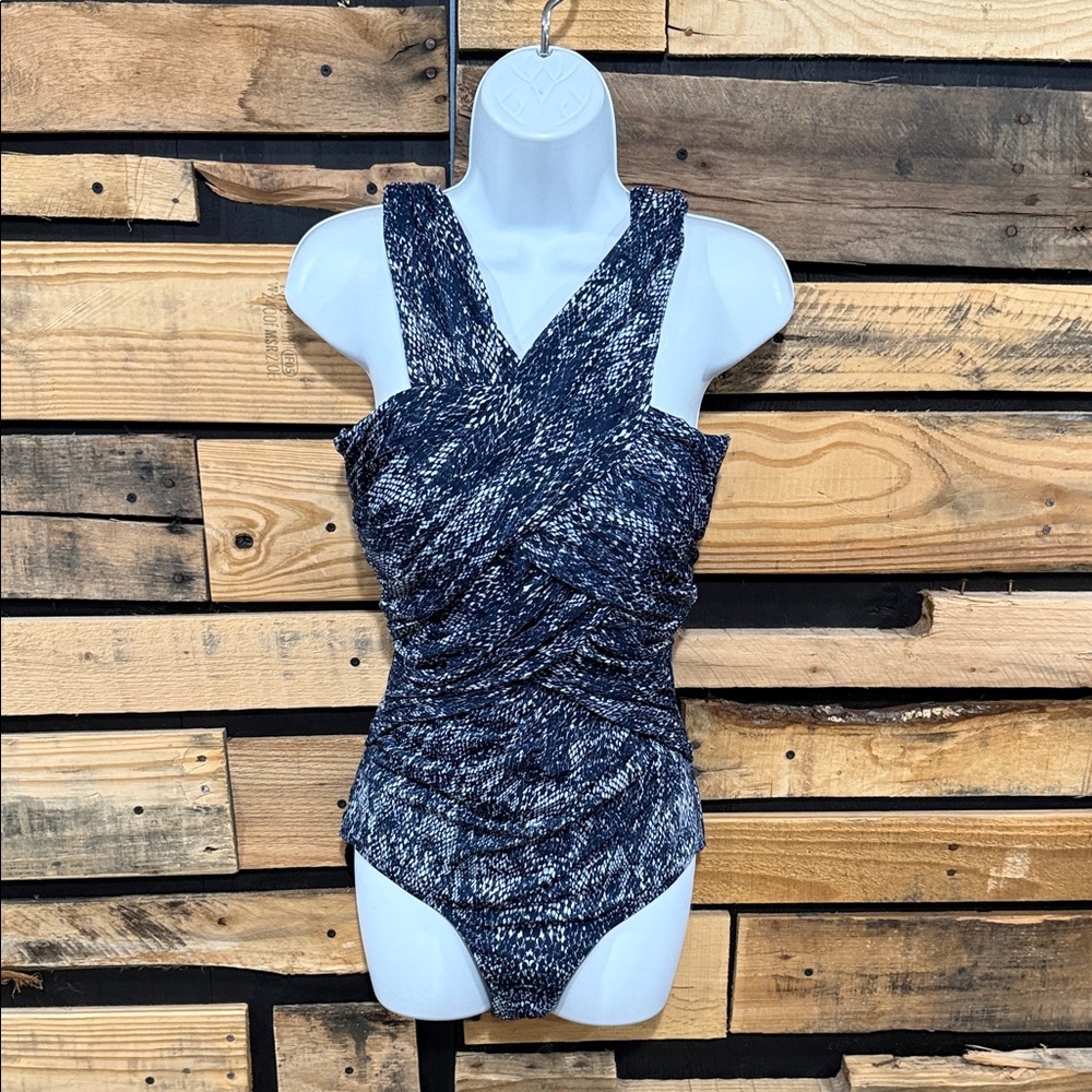 Garnet Hill Blue And white Ruched-Front One-Piece
Swimsuit Size 10